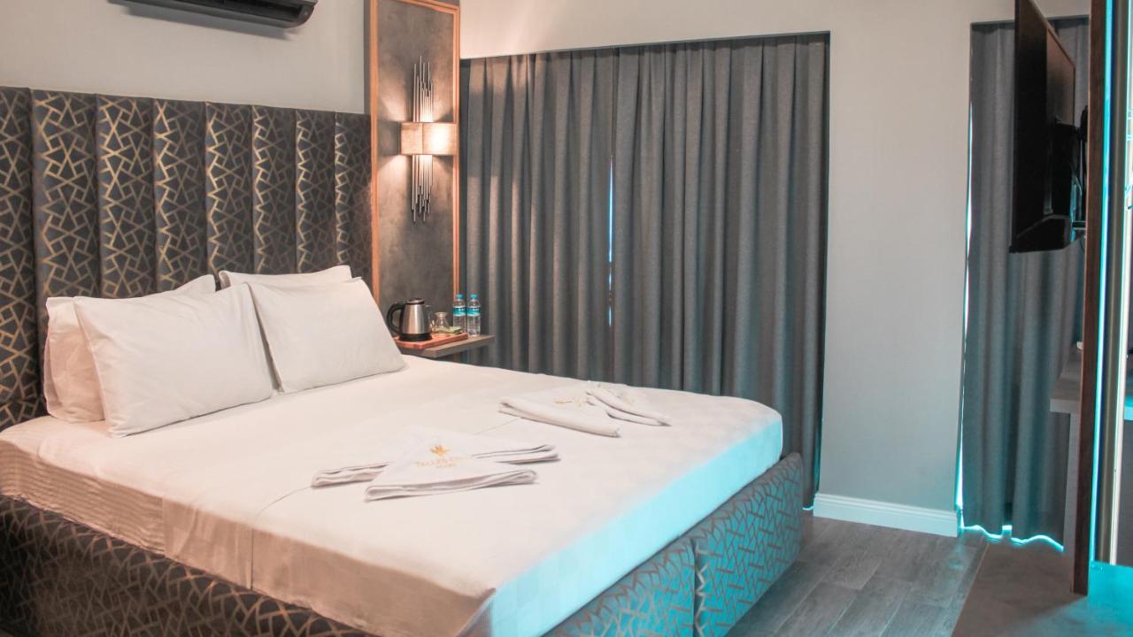 Talles City Hotel Измир Екстериор снимка