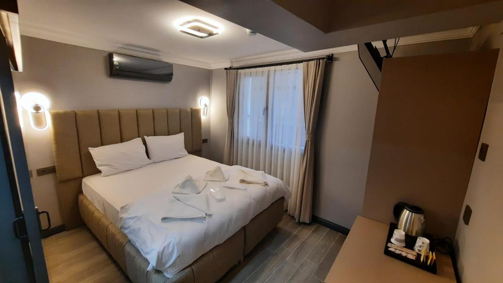 Talles City Hotel Измир Екстериор снимка